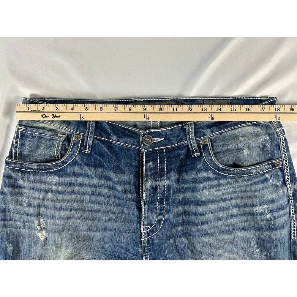BKE Tyler Straight Jeans Mens 34R Blue Distressed Medium Wash Thick Stitch Denim